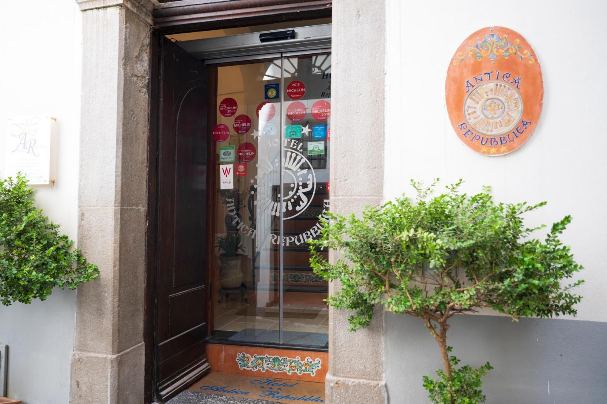 Aparthotel Antica Repubblica In Amalfi Center At 100Mt From The Sea Εξωτερικό φωτογραφία